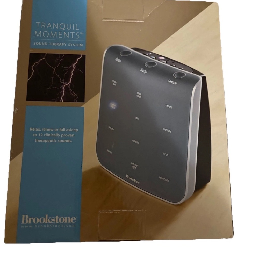 BrookStone Tranquil Moments Sleep Sound Therapy System (448597)